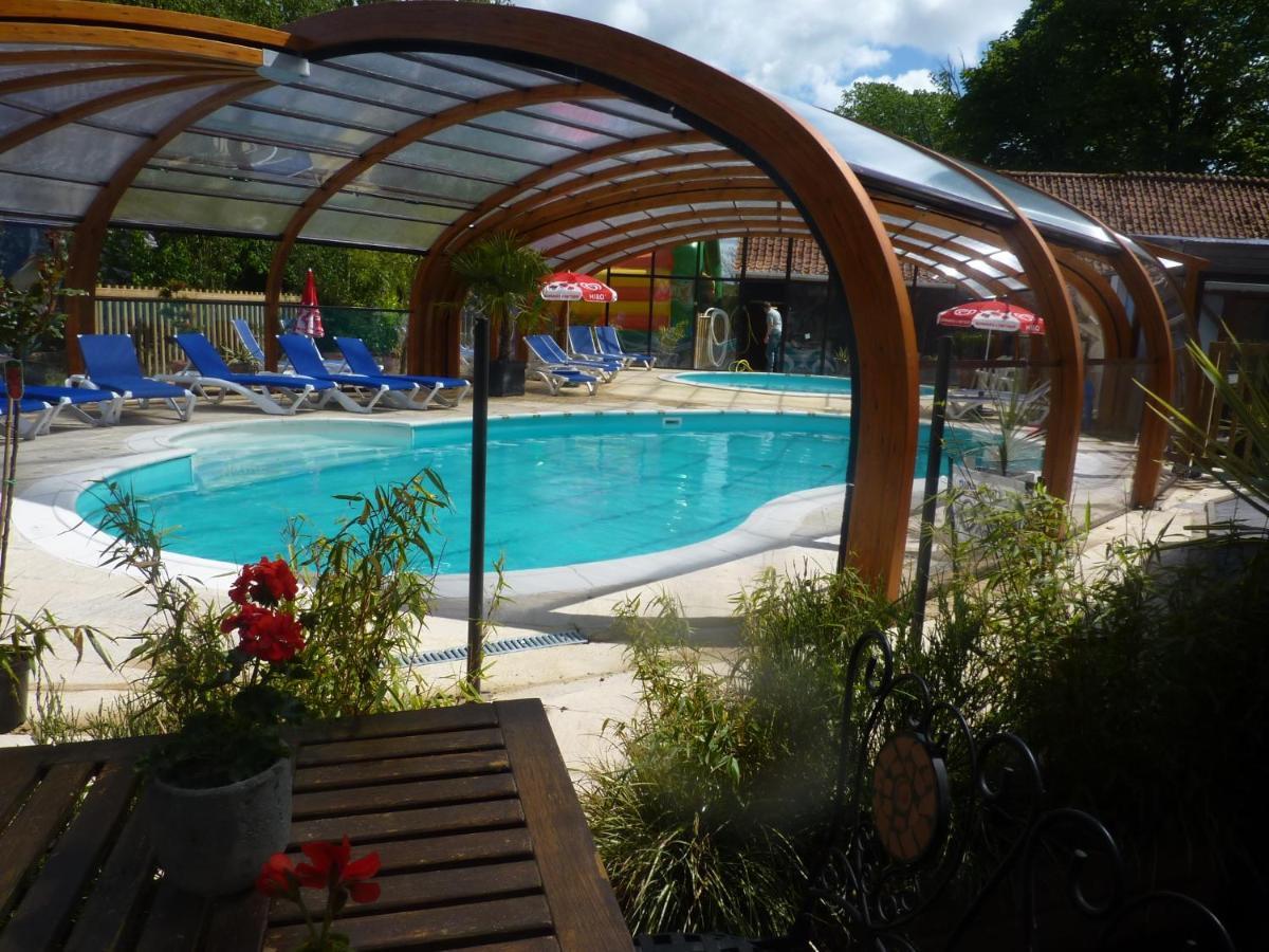 Camping Pommiers Des Trois Pays Licques Esterno foto