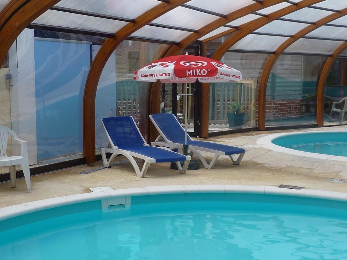 Camping Pommiers Des Trois Pays Licques Esterno foto