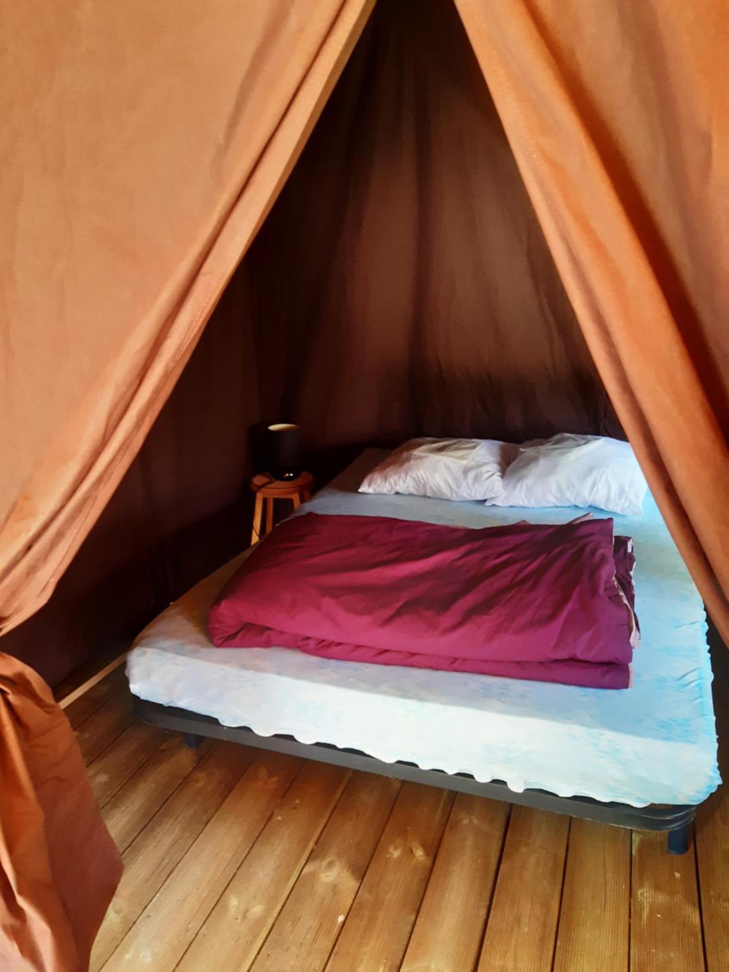 Camping Pommiers Des Trois Pays Licques Esterno foto