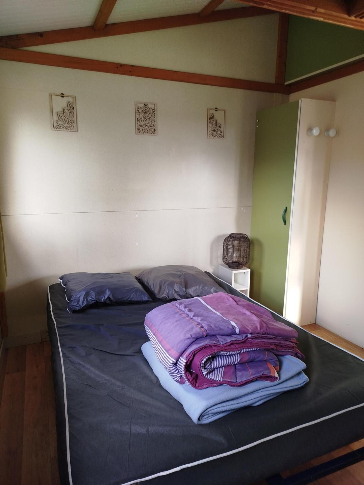 Camping Pommiers Des Trois Pays Licques Esterno foto