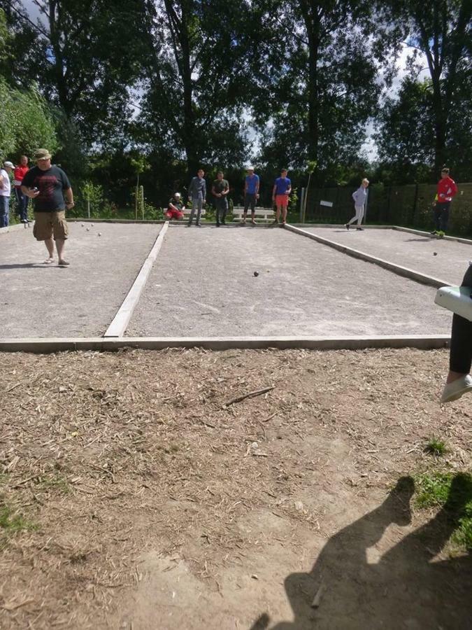 Camping Pommiers Des Trois Pays Licques Esterno foto